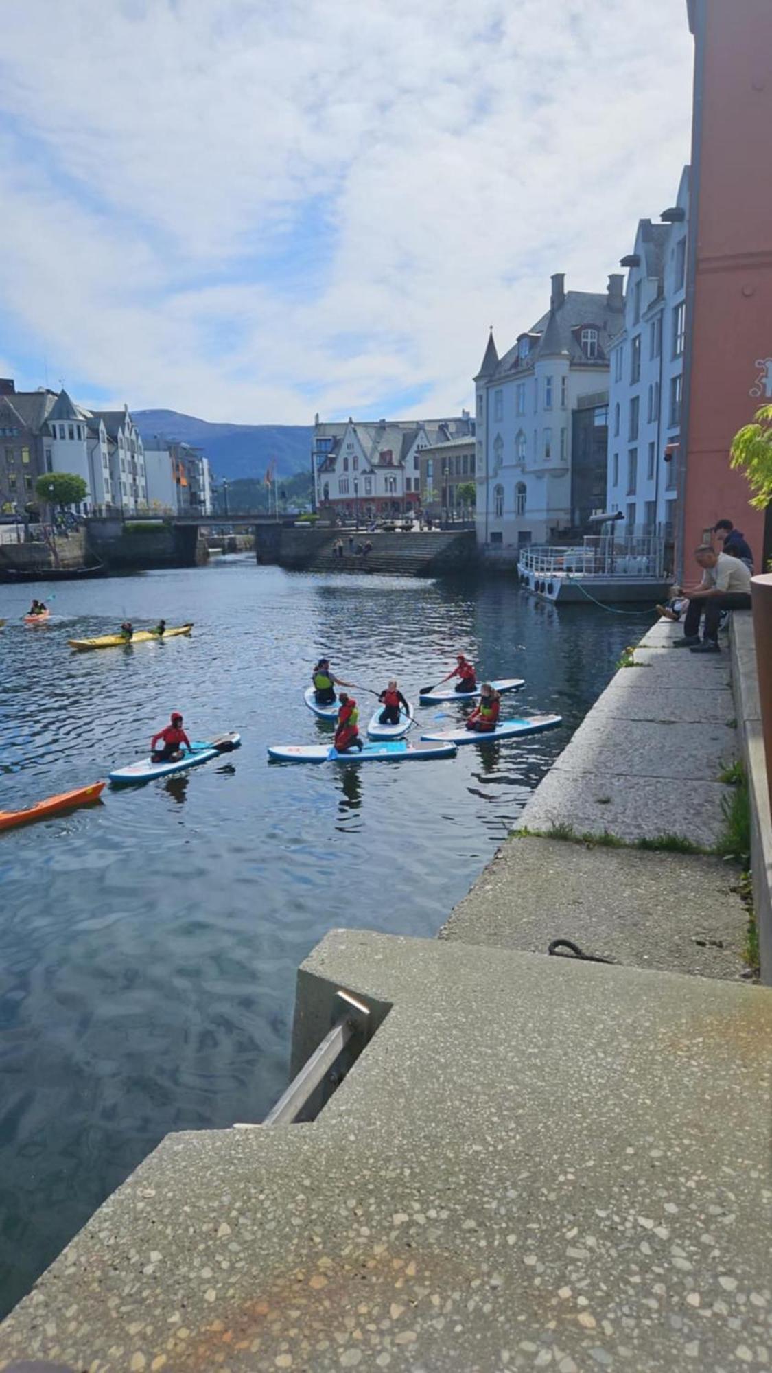 In The Heart Of Brosundet! Fully Equipped 3 Bed Room Ap Ålesund Extérieur photo